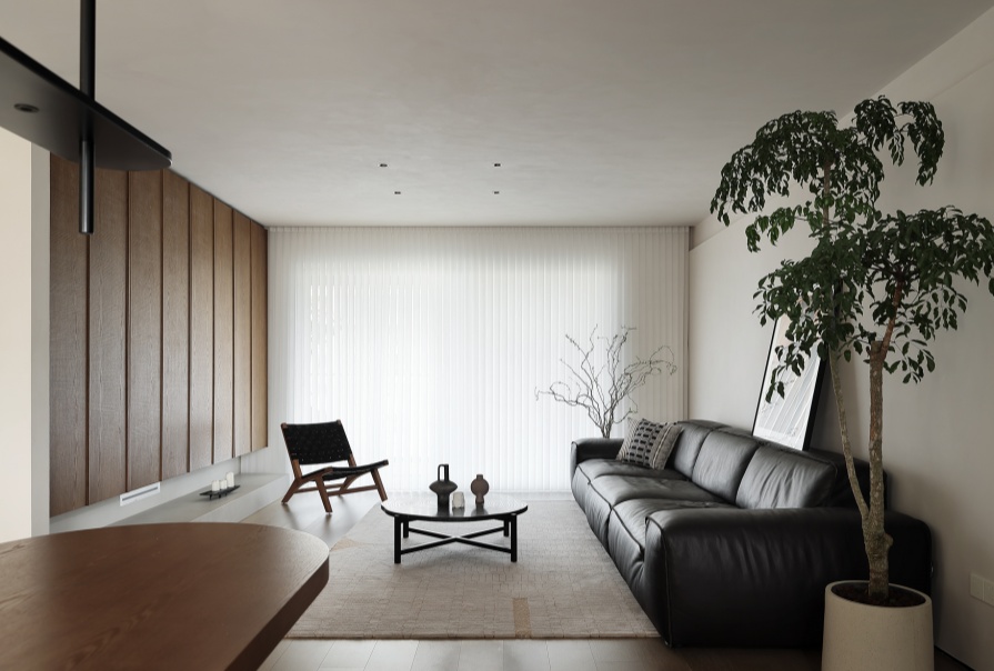 中海·左岸源境105㎡極簡風(fēng)格三居室<font color='red'>裝修</font>案例