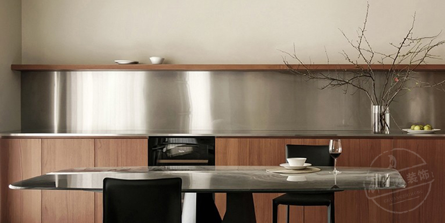 旭輝濱海江來167㎡意式極簡風(fēng)格四居室裝修案例