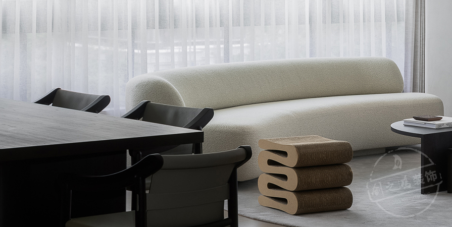 遠(yuǎn)洋未來城118㎡極簡風(fēng)格三居室裝修案例